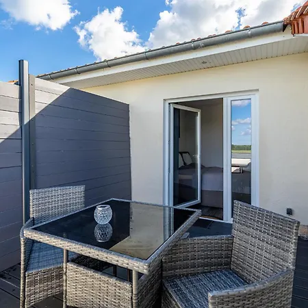 Ewiges Mit Loggia Und Schoenem Ausblick Am Badesee Tannenhausen Apartment Aurich