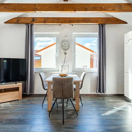 Nr 6 Ewiges Meer Mit Loggia *