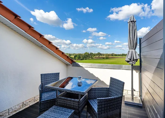 Ewiges Mit Loggia Und Schoenem Ausblick Am Badesee Tannenhausen Apartamento Aurich